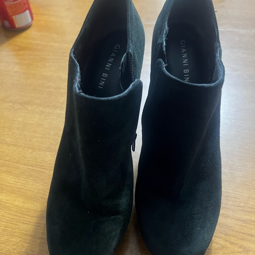 Gianni Bini Black Ankle Booties Sleek Design